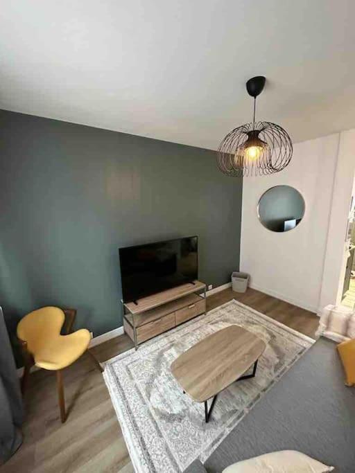 Apartament Le Saint-Mande Elegant Et Pratique, Metro 1 A Deux Pas Zewnętrze zdjęcie
